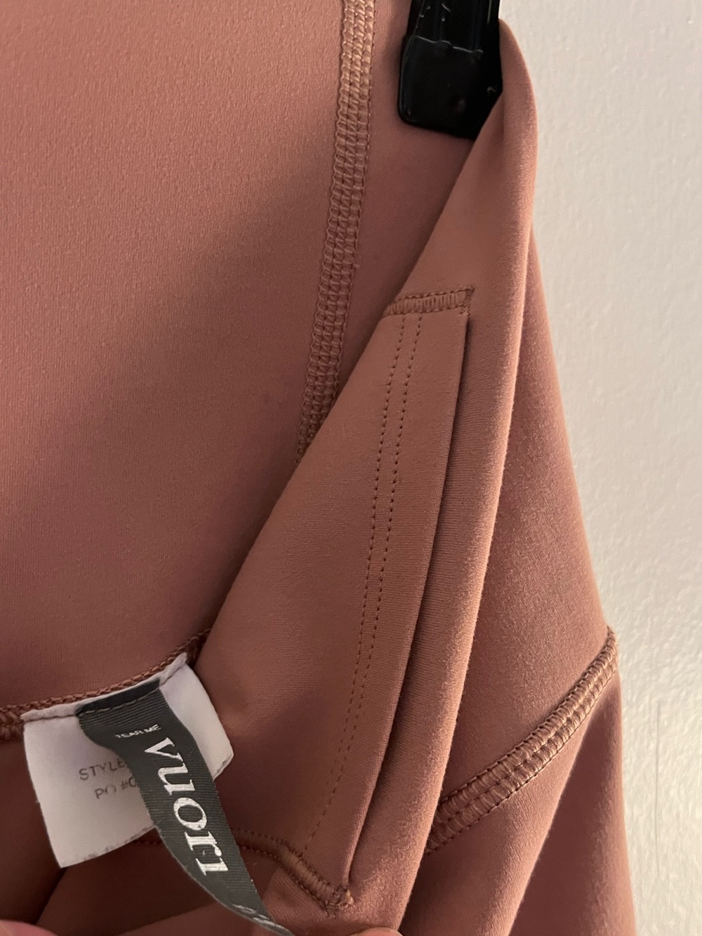 Vuori Studio Colorblock Leggings - Picture 5 of 10